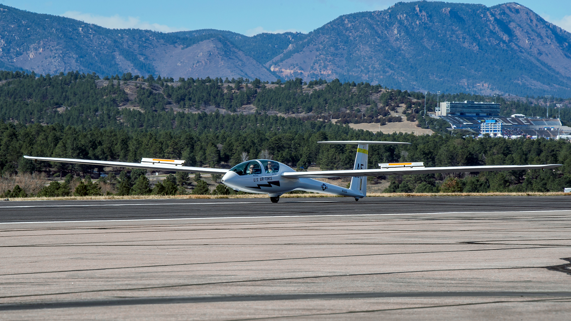 TG-16A Glider